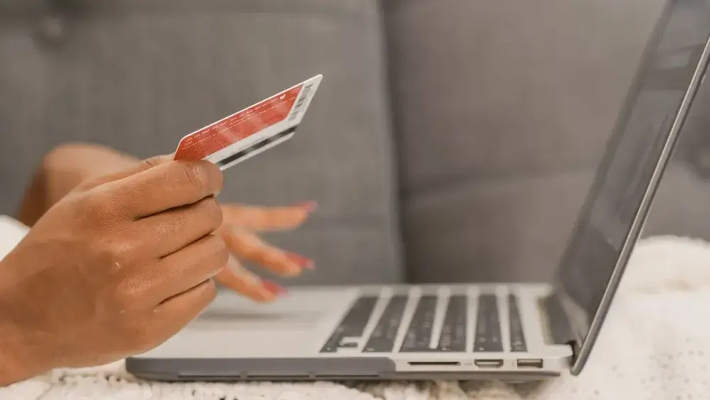 Quanto você realmente perde com as taxas de plataformas de vendas online